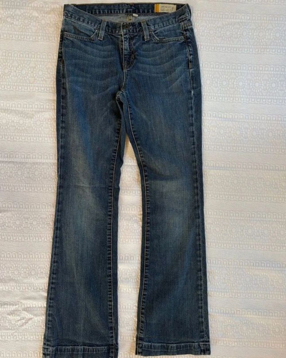 Gap Long and Lean Jeans Womens 2 Low Rise Bootcut Flare Medium Wash Blue Denim
